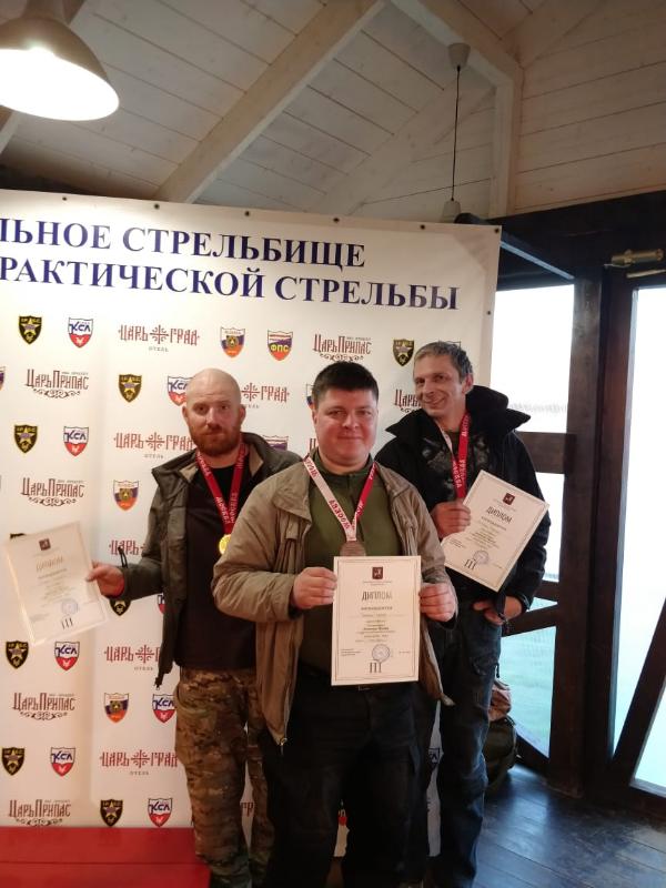 Команда клуба "Выстрел" на чемпионате Москвы по карабину